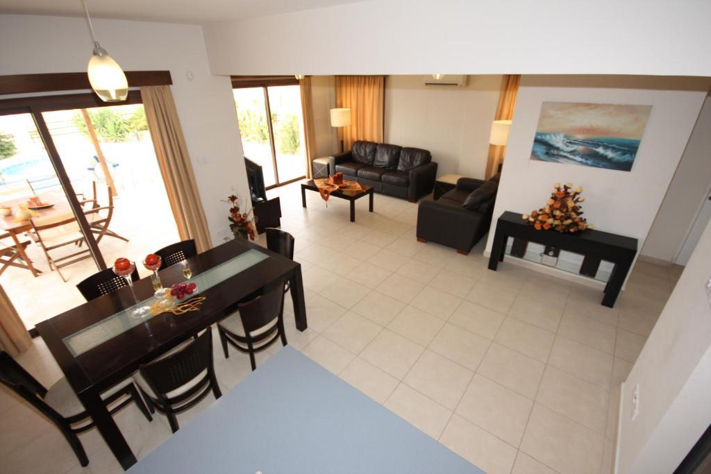 Holidays Villas Pissouri Rum bild
