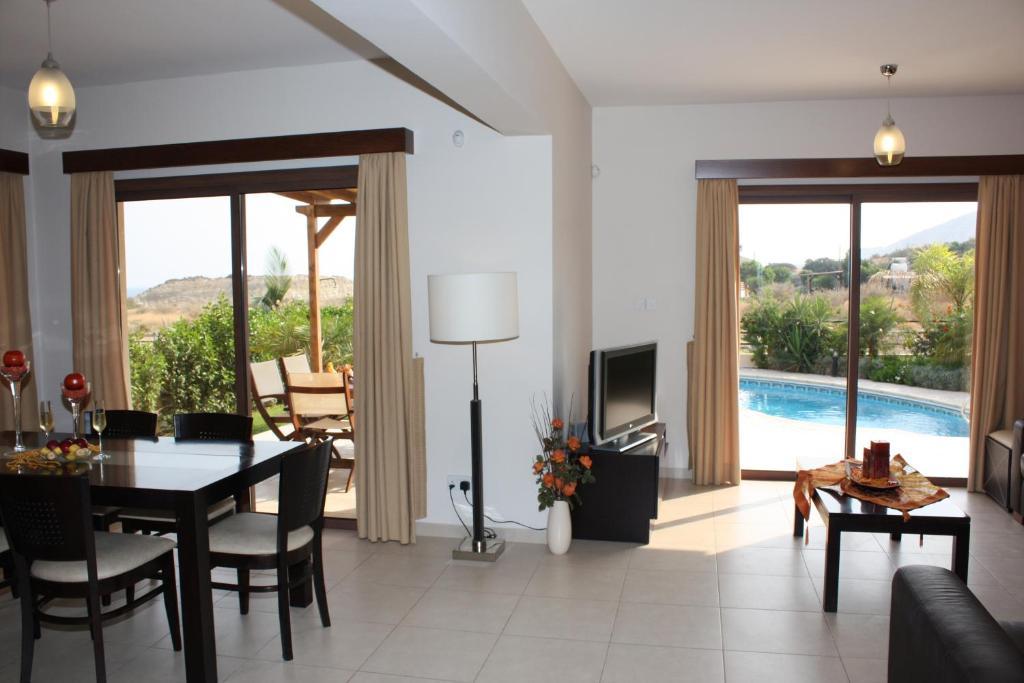 Holidays Villas Pissouri Rum bild
